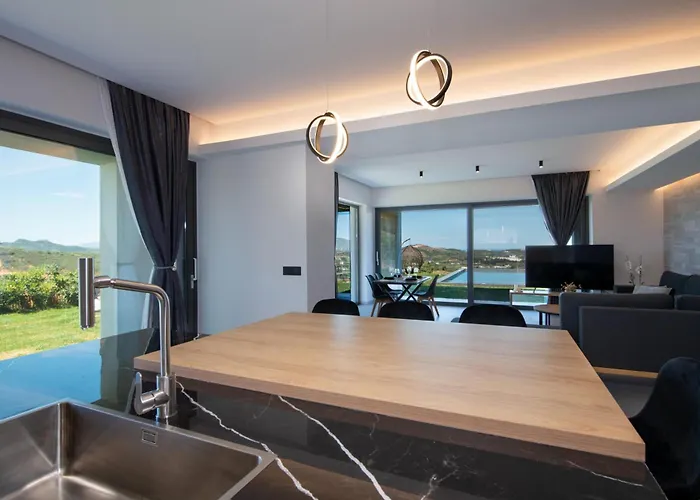 Arithea * Ханья